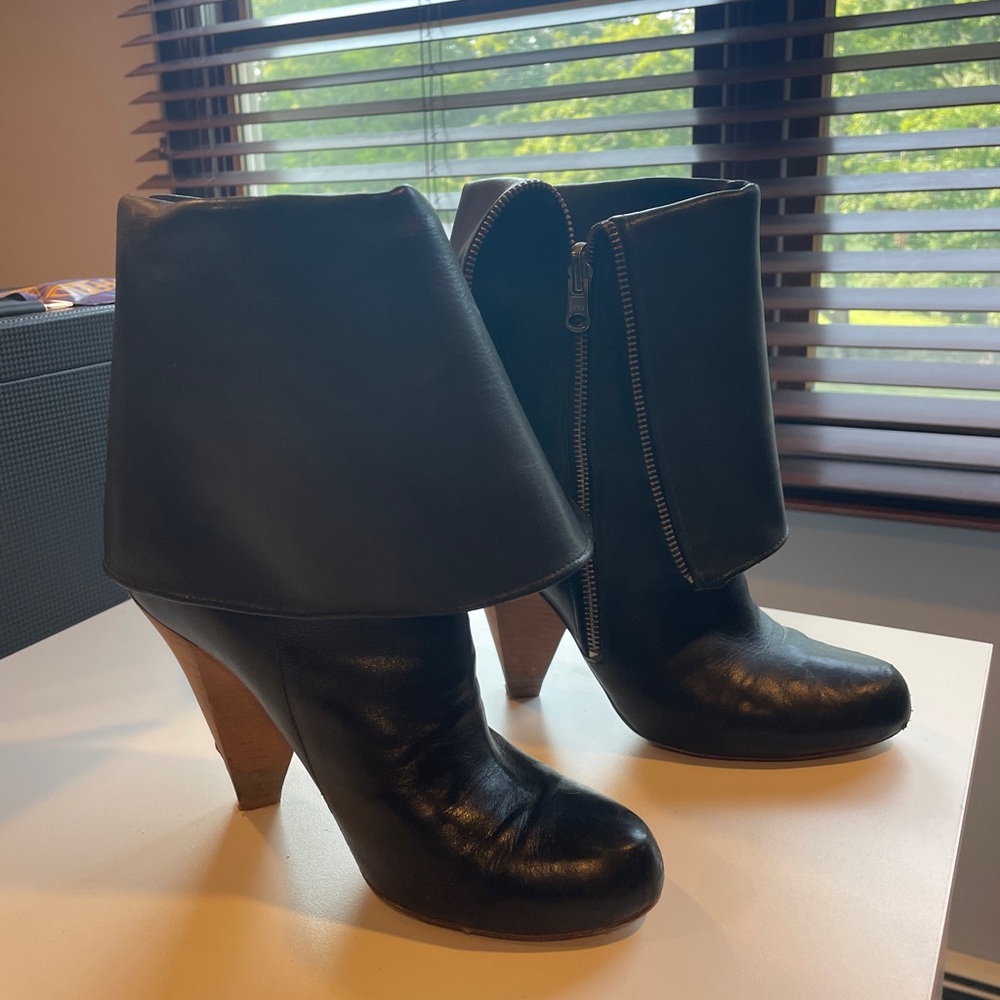 Belle by Sigerson Morrison Black Heeled Boots